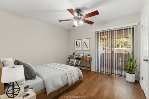 Tiny photo for 1902 Dartmouth Street #L4, College Station, TX 77840 (MLS # 26006563)