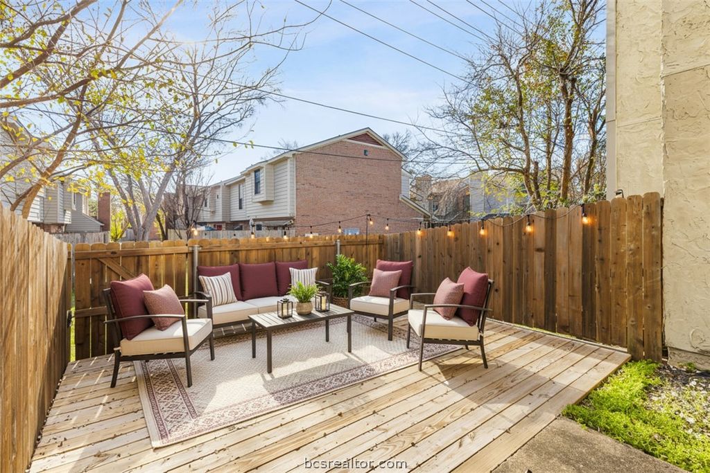 Photo of 1902 Dartmouth Street #L4, College Station, TX 77840 (MLS # 26006563)
