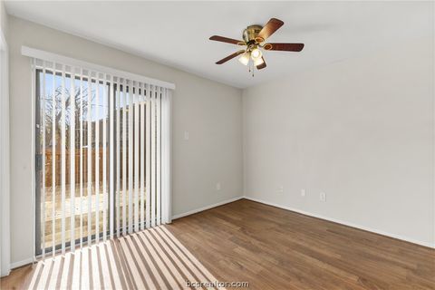 Tiny photo for 1902 Dartmouth Street #L4, College Station, TX 77840 (MLS # 26006563)