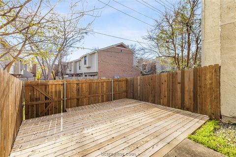 Tiny photo for 1902 Dartmouth Street #L4, College Station, TX 77840 (MLS # 26006563)