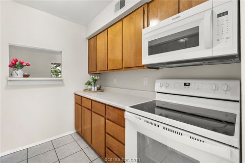 Tiny photo for 1902 Dartmouth Street #L4, College Station, TX 77840 (MLS # 26006563)