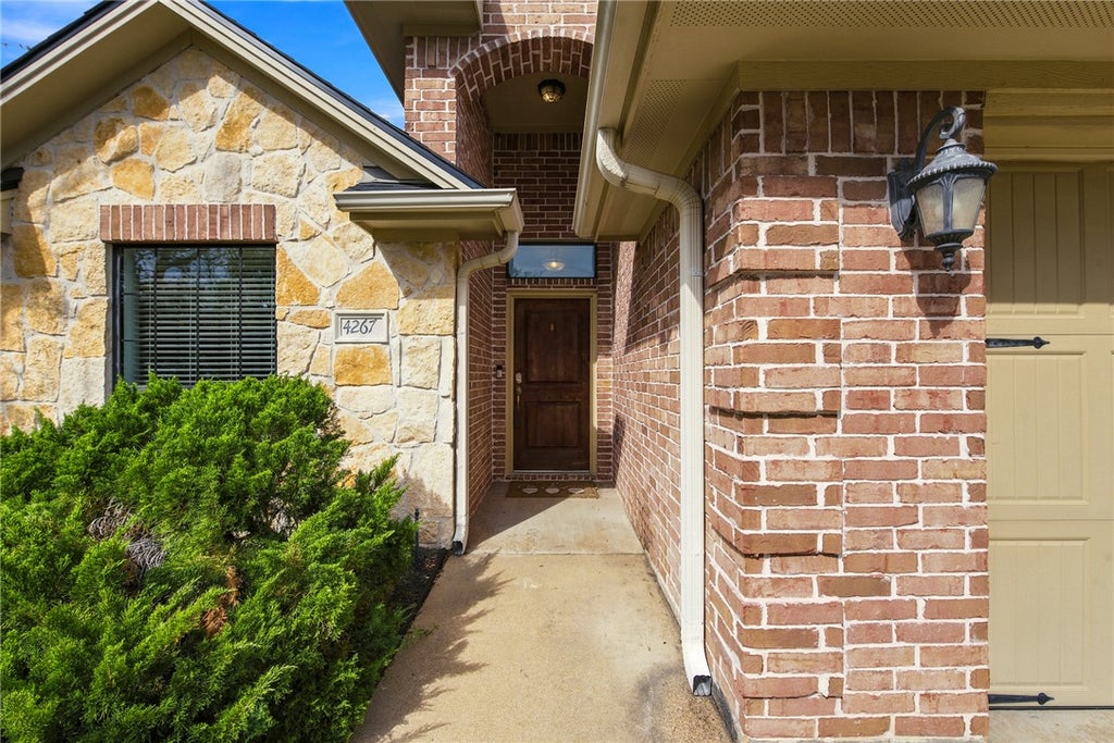 Photo of 4267 Hollow Stone Drive, College Station, TX 77845 (MLS # 26012846)