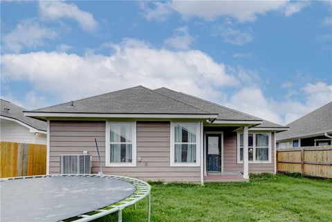 Tiny photo for 2855 Messenger Way, Bryan, TX 77803 (MLS # 25012002)