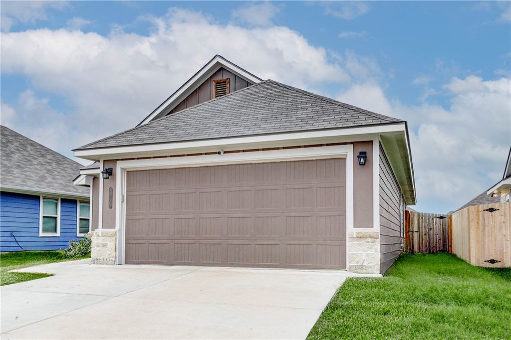 Photo of 2855 Messenger Way, Bryan, TX 77803 (MLS # 25012002)