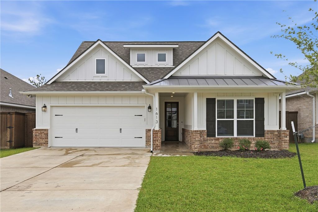 Photo of 1613 Briscoe Manor Court, College Station, TX 77845 (MLS # 26005802)