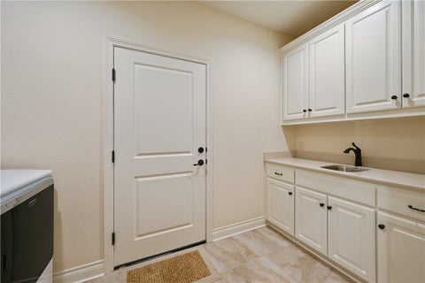Tiny photo for 3201 Old Spring Way, Bryan, TX 77808 (MLS # 26009437)