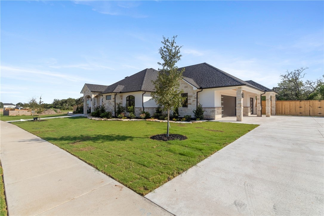 4712 Foxglove Court
