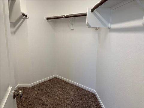 Tiny photo for 139 Bates Ct Ct, Huntsville, TX 77320 (MLS # 26004331)