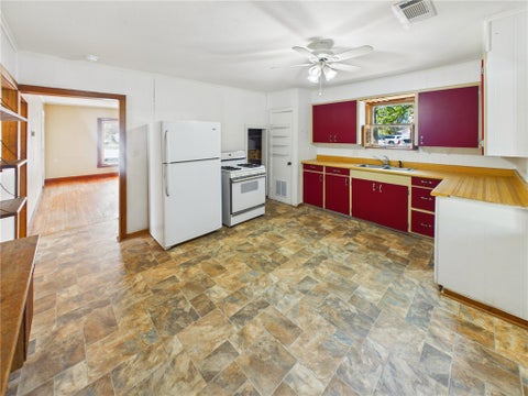 Tiny photo for 4101 College Main Street, Bryan, TX 77801 (MLS # 26011906)