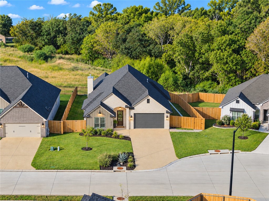 Photo of 3023 Wolfpack Loop, Bryan, TX 77808 (MLS # 26012584)