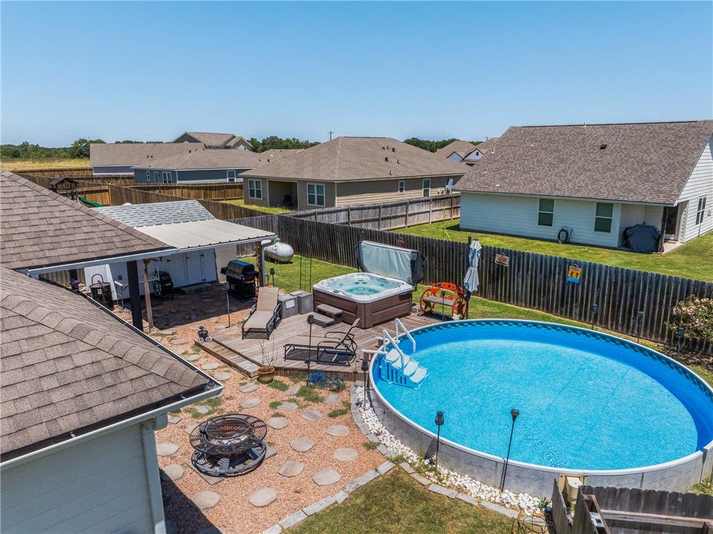 Photo of 149 Windmill Road, Snook, TX 77879 (MLS # 26010177)