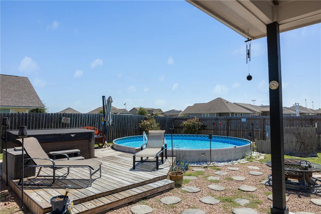 Photo of 149 Windmill Road, Snook, TX 77879 (MLS # 26010177)