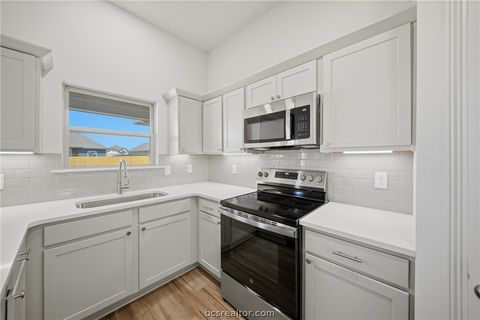 Tiny photo for 125 Cotton Cove, Snook, TX 77878 (MLS # 26003349)