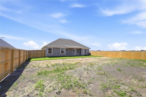 Tiny photo for 125 Cotton Cove, Snook, TX 77878 (MLS # 26003349)