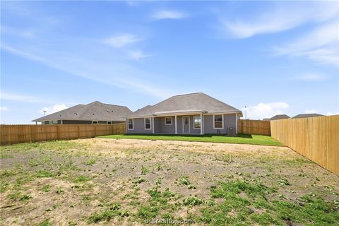 Tiny photo for 125 Cotton Cove, Snook, TX 77878 (MLS # 26003349)