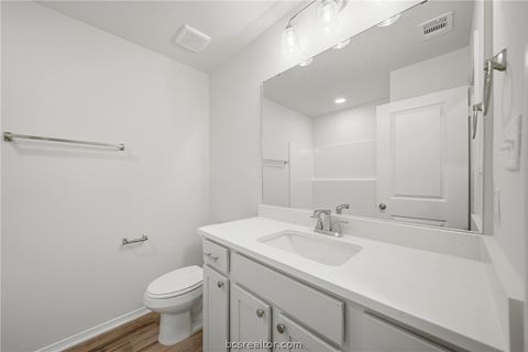 Tiny photo for 125 Cotton Cove, Snook, TX 77878 (MLS # 26003349)