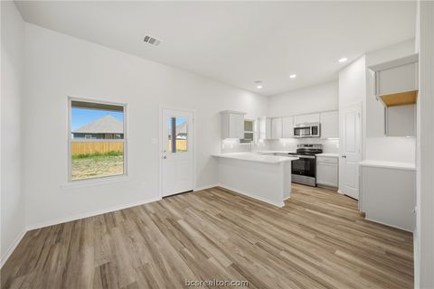 Tiny photo for 125 Cotton Cove, Snook, TX 77878 (MLS # 26003349)