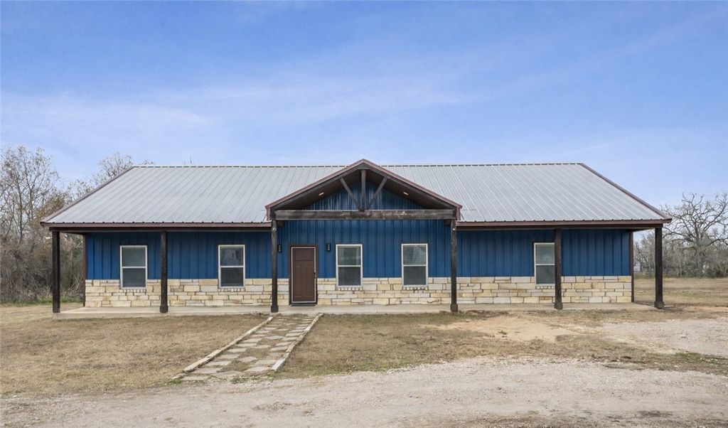 Photo of 5012 Hickory Lane, College Station, TX 77845 (MLS # 26001326)