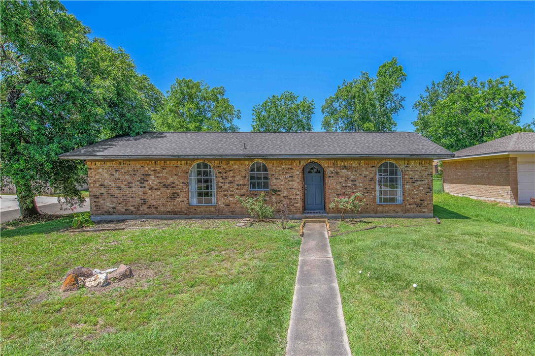 1404 Medina Drive