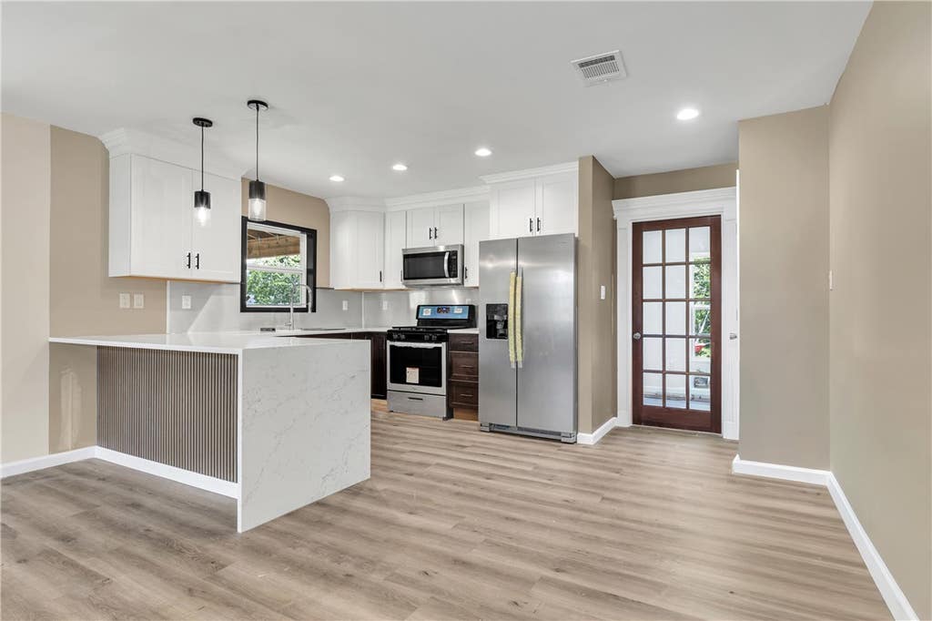 Photo of 2105 Cabot Circle, Bryan, TX 77803 (MLS # 26006699)