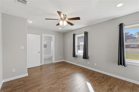 Tiny photo for 304 Dunn Street, Bryan, TX 77801 (MLS # 26010248)