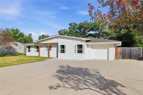 Tiny photo for 304 Dunn Street, Bryan, TX 77801 (MLS # 26010248)