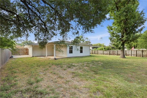Tiny photo for 304 Dunn Street, Bryan, TX 77801 (MLS # 26010248)