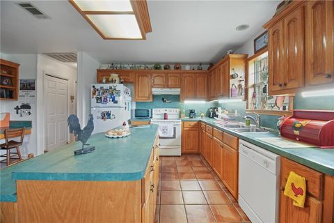 Tiny photo for 9759 County Road 316, Buffalo, TX 75831 (MLS # 25012776)