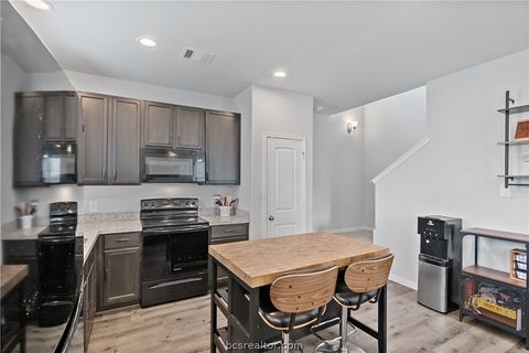 Tiny photo for 1403 Promise Court, Bryan, TX 77803 (MLS # 26003145)