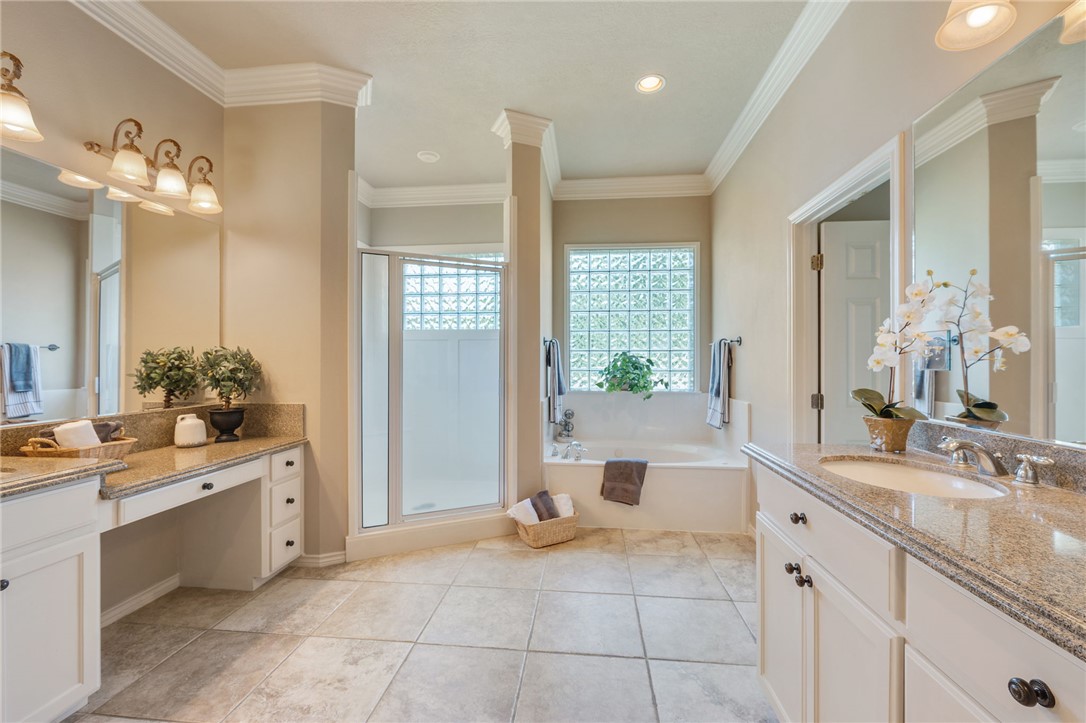 College Station, Texas 77845, United States, 4 Bedrooms Bedrooms, ,4 BathroomsBathrooms,Residential,Active,183075