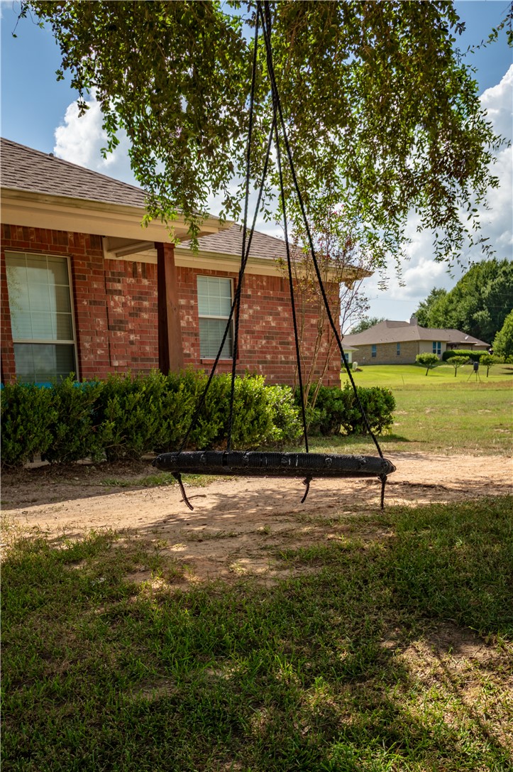 3 Meadows Drive