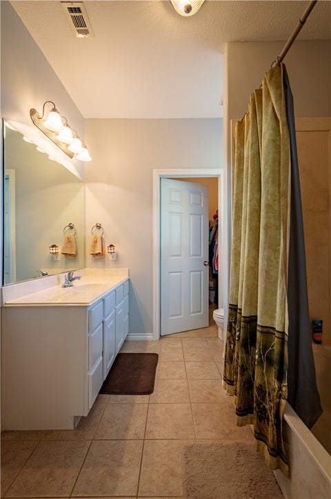 Tiny photo for 3 Meadows Drive, Hilltop Lakes, TX 77871 (MLS # 26008853)
