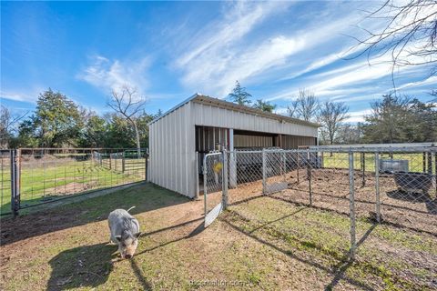 Tiny photo for 7754 Edge Cut Off Road, Hearne, TX 77859 (MLS # 25008677)