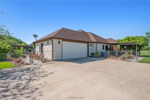 Tiny photo for 7754 Edge Cut Off Road, Hearne, TX 77859 (MLS # 25008677)