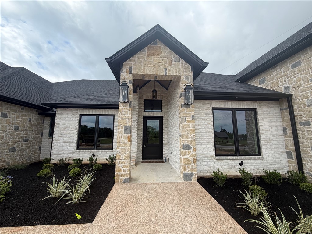 1366 Arrowhead Village Trail