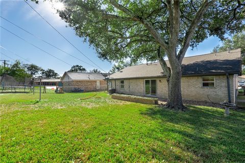 Tiny photo for 2603 Carter Creek Parkway, Bryan, TX 77802 (MLS # 25012373)