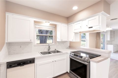 Tiny photo for 2603 Carter Creek Parkway, Bryan, TX 77802 (MLS # 25012373)