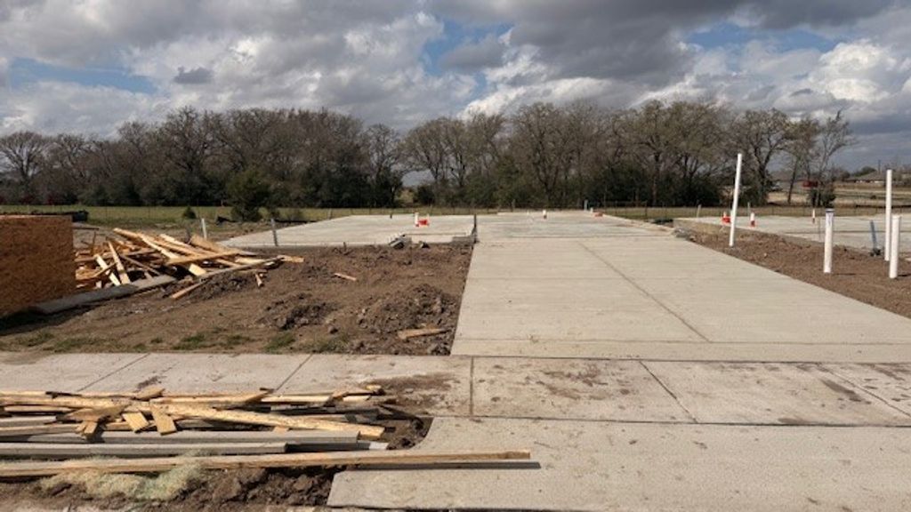 Photo of 10652 Knox Landing Dr Dr, Bryan, TX 77845 (MLS # 26002975)