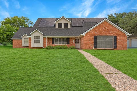 Photo of 3501 Tanglewood Drive, Bryan, TX 77802 (MLS # 26006890)