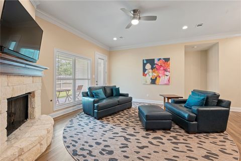 Tiny photo for 2001 Reagan Court, Bryan, TX 77802 (MLS # 25013053)