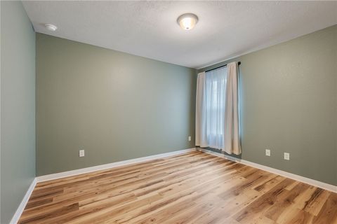 Tiny photo for 2050 Viva Road, Bryan, TX 77807 (MLS # 25013188)