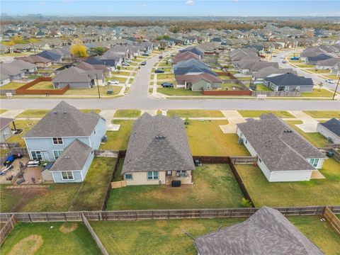 Tiny photo for 2050 Viva Road, Bryan, TX 77807 (MLS # 25013188)