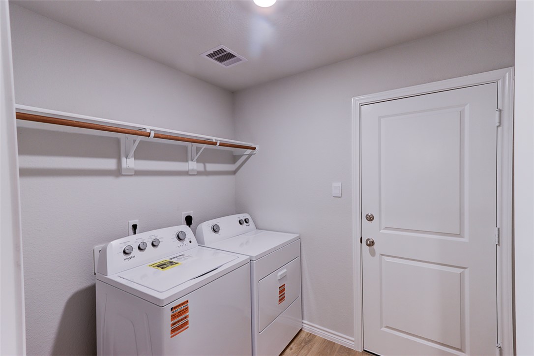 College Station, Texas 77845, United States, 4 Bedrooms Bedrooms, ,2 BathroomsBathrooms,Residential,Active,114310