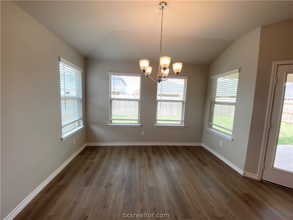 College Station, Texas 77845, United States, 4 Bedrooms Bedrooms, ,3 BathroomsBathrooms,Residential,Pending,58202