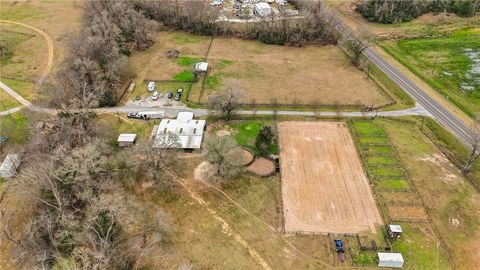 Tiny photo for 13588 N Us Highway 75, Buffalo, TX 75831 (MLS # 25013335)