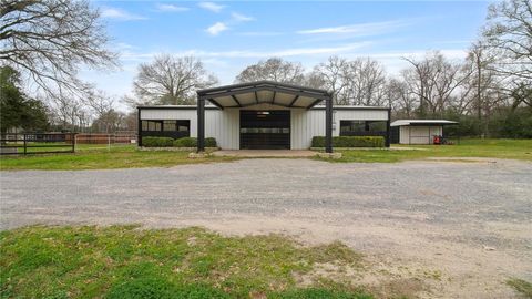 Tiny photo for 13588 N Us Highway 75, Buffalo, TX 75831 (MLS # 25013335)