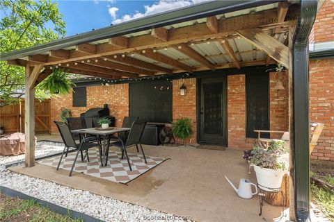 Tiny photo for 2305 Hillside Drive, Bryan, TX 77802 (MLS # 26004201)