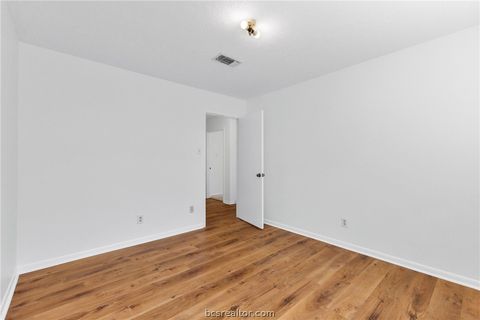 Tiny photo for 1211 King Arthur Circle, College Station, TX 77840 (MLS # 26002581)