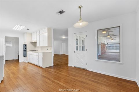 Tiny photo for 1211 King Arthur Circle, College Station, TX 77840 (MLS # 26002581)