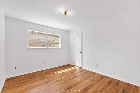 Tiny photo for 1211 King Arthur Circle, College Station, TX 77840 (MLS # 26002581)